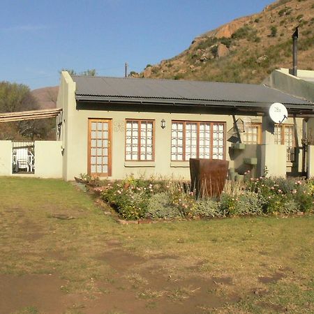 Aspen Guest House Clarens Extérieur photo
