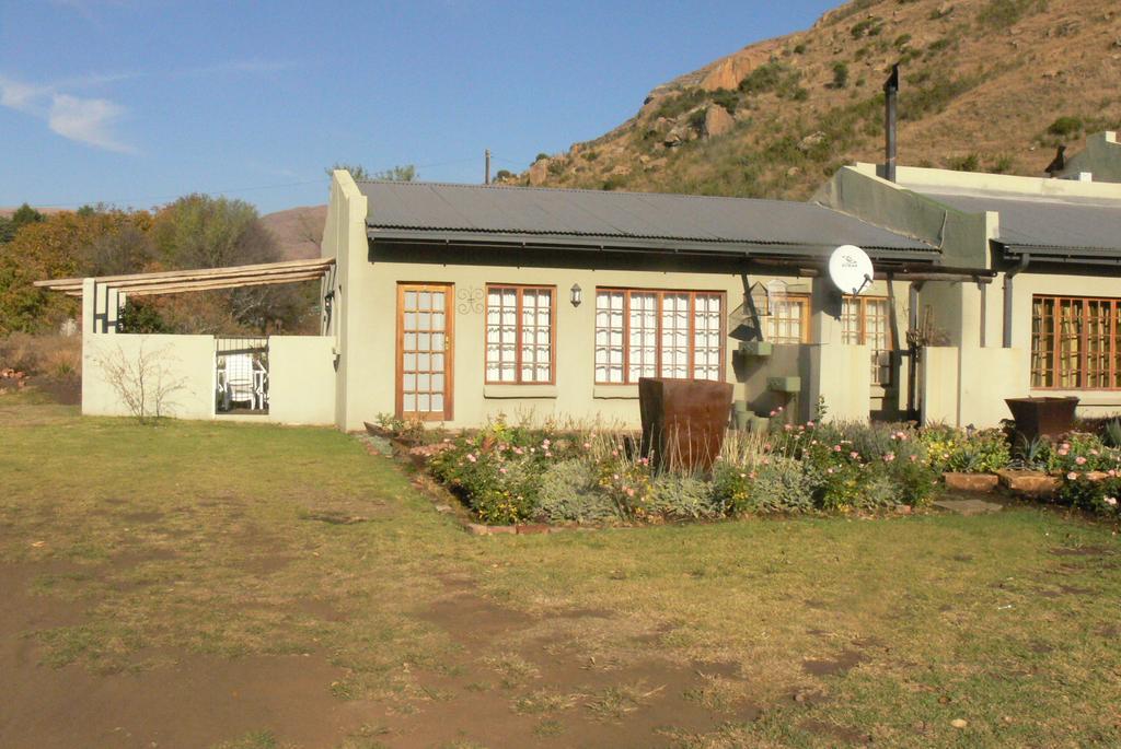 Aspen Guest House Clarens Extérieur photo